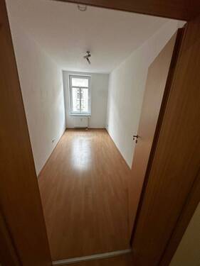 Zimmer (2).jpeg - 