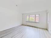 Ansicht I: Wohn- und Esszimmer - Ihr neues Wohlfühlzuhause in Rendsburg: Geräumige 3-Zimmer-Wohnung mit EBK und BALKON