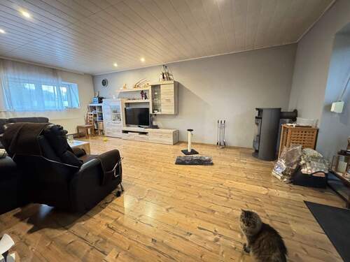 tempImageNU3s0s.jpg - 