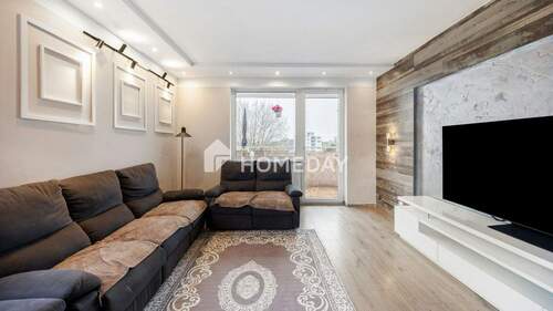 Wohnzimmer 1 - Charmante Etagenwohnung mit Westloggia und Süd-West-Wohnzimmer