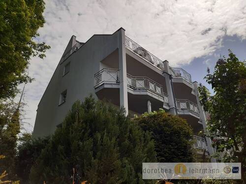 Aussenansicht - 4 Zimmer Etagenwohnung zur Miete in Wiesbaden