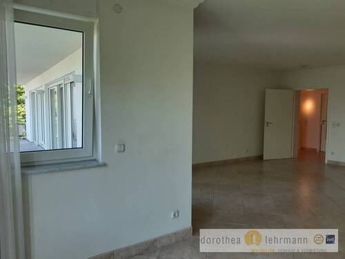 Großzügiges Schlafzimmer - 