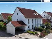 Hausansicht - Raum für die ganze Familie - gepflegte Doppelhaushälfte mit Garten, Studio und 4 Etagen in Essenbach