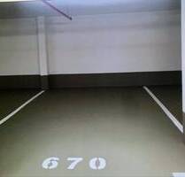 ***überbreiter Garagenstellplatz in Frankfurt*** - Frankfurt am Main Gallus