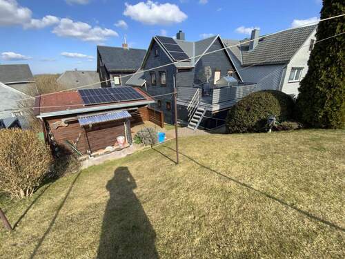 Garten mit Gartenhaus - 