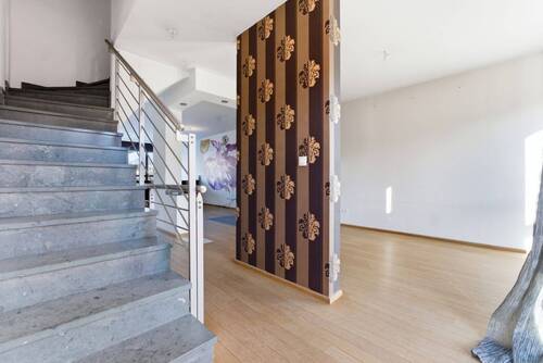 Treppe zum 2. OG - 