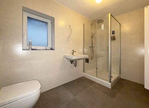 Saniertes Badezimmer - 