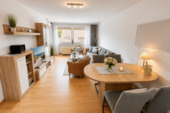 Helles Wohn- und Esszimmer mit Balkonzugang - Etagenwohnung mit 64,00 m&sup2; in Wyk auf Föhr zum Kaufen
