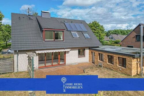 Riesiges Ein-/ Zweifamilienhaus - 300 m² auf 3 Etagen 