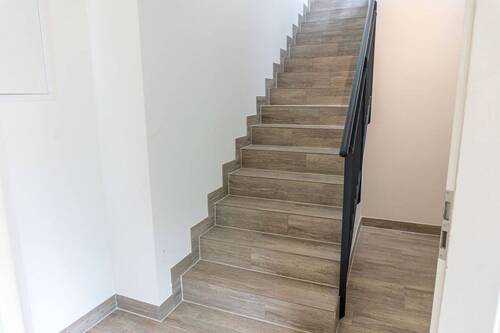 Treppe zum DG - 