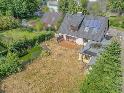 Grundstück - 8 Zimmer Einfamilienhaus in Kaltenkirchen