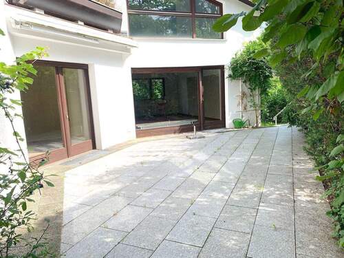 Große geschütze Südterrasse .jpeg - 