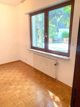 weiteres Schlafzimmer.jpeg - 