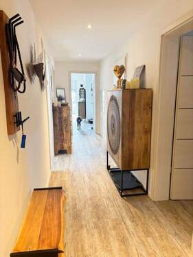 Bild 2 - 3 Zimmer Etagenwohnung zum Kaufen in Burglengenfeld