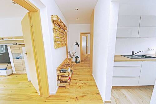 Wohnungsflur - 3 Zimmer Etagenwohnung in Dessau-Roßlau