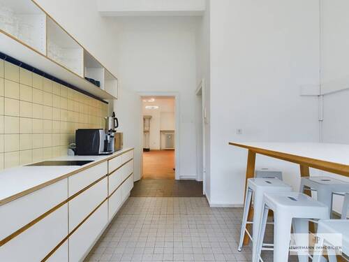 Küche mit Bestuhlung - 