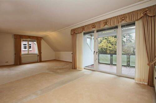 Wohnbereich - 2 Zimmer Etagenwohnung in Hamburg-Poppenbüttel