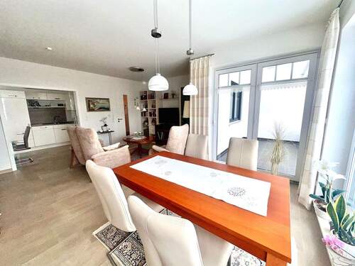 Wohn- und Essbereich - 