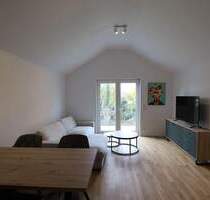 **VISTA Immobilien** Vollmöblierte Dachgeschoss-Wohnung mit Einbauküche - Darmstadt / Arheilgen