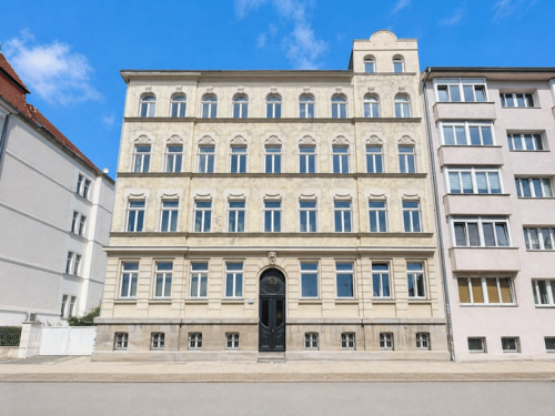 Fassade - Charmante 3-Zimmer-Altbauwohnung mit Balkon im beliebten Leipziger Süden
