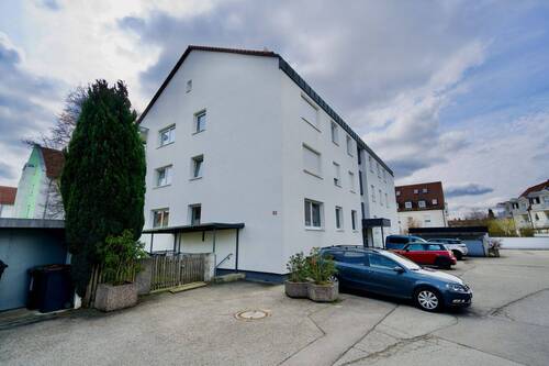 Hausansicht - 4 Zimmer Etagenwohnung in Freising