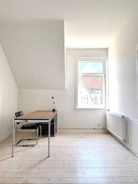 Arbeitszimmer.jpeg - 