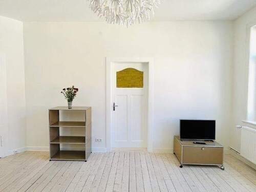 Wohnzimmer mit TV - 