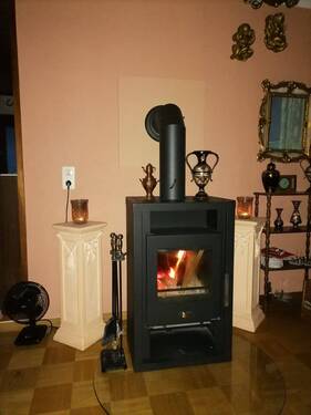 Kaminofen im Wohnzimmer - 