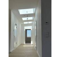 Erstbezug Schillerkiez: Lichtdurchflutet, große Holzterrasse und Fernsehturm-Blick - Berlin Neukölln