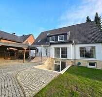 Neuwertiges + familiengerechtes Einfamilienhaus mit Souterrainfläche in Bestlage von Wellingsbüttel! - Hamburg-Wellingsbüttel