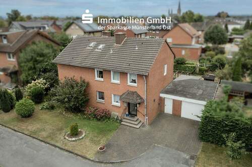 Vogelperspektive - Ideal für die große Familie (Erbbaurecht)!