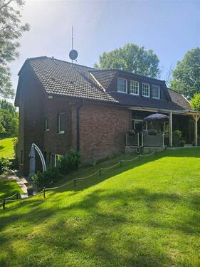 Blick vom Parkgelände - 1 Zimmer Mehrfamilienhaus, Wohnhaus zum Kaufen in Castrop-Rauxel