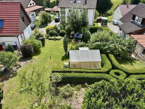 Blick auf den Garten - 1 Zimmer Mehrfamilienhaus, Wohnhaus zum Kaufen in Wüstenrot