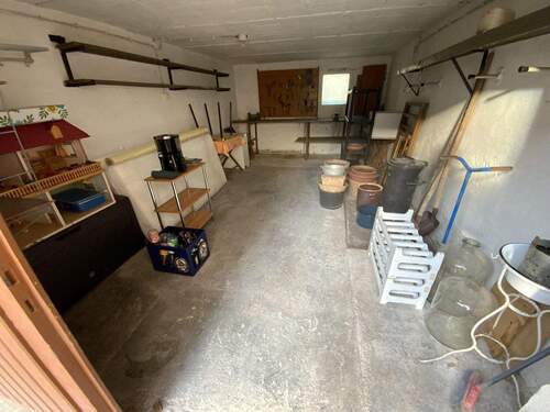 Nebengebäude - Garage - 