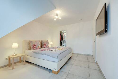 Schlafzimmer 1 - 