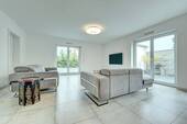 Wohn/-Essbereich - 