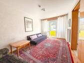 Wohnzimmer - 4 Zimmer Einfamilienhaus in Großmaischeid