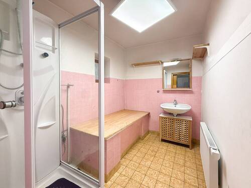 Badezimmer - Einfamilienhaus mit 101,00 m&sup2; in Großmaischeid zum Kaufen