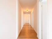 geräumiger Flur - 6 Zimmer Etagenwohnung zur Miete in Leipzig