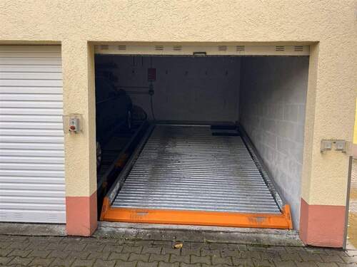 Garagenplatz - 