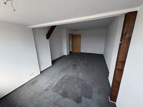 07D0-DA805F70-PM-69A03151.jpeg - Büro mit 32,10 m&sup2; in Mügeln zur Miete
