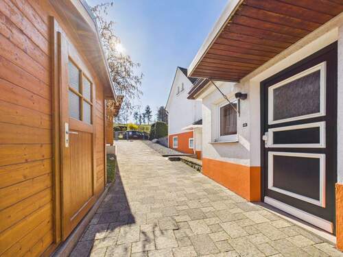 CAM05322G0-PR0022-STILL024.jpg - Mehrfamilienhaus, Wohnhaus mit 160,00 m&sup2; in Braunfels zum Kaufen