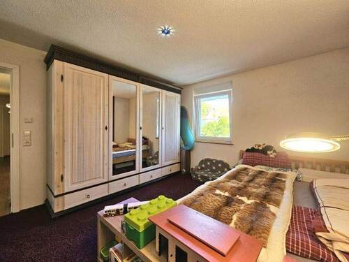 Schlafzimmer 1. OG - 