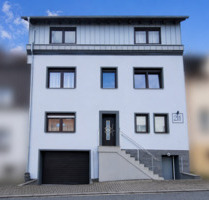 Großzügiges Einfamilienhaus mit Einliegerwohnung, Ausbaupotenzial und Traumgarten in Spiesen-Elversberg!