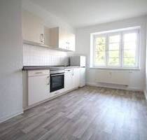 schöne 1-Raum-Wohnung mit Küche und Balkon, uninah - Chemnitz Bernsdorf