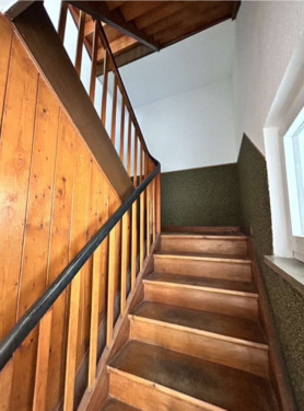 Treppenhaus - Mehrfamilienhaus, Wohnhaus in Kelsterbach zum Kaufen