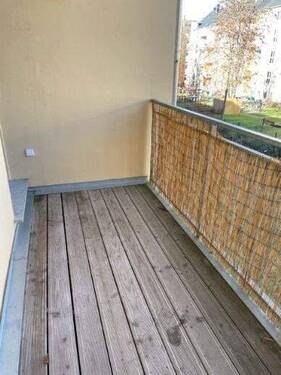großer Balkon - 