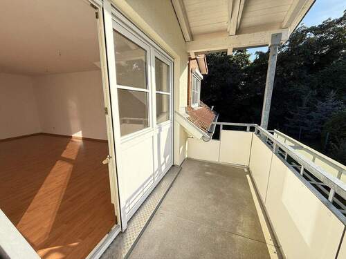 Balkon - 3 Zimmer Etagenwohnung zum Kaufen in Moritzburg