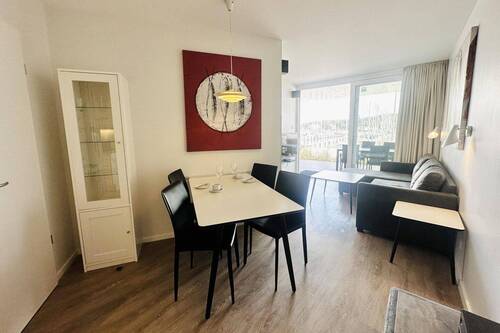 Ess-/ Wohnbereich mit Wasserblick - 