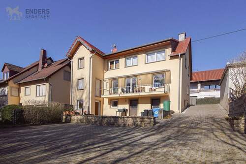 3 - 6 Zimmer Mehrfamilienhaus, Wohnhaus in Bollendorf